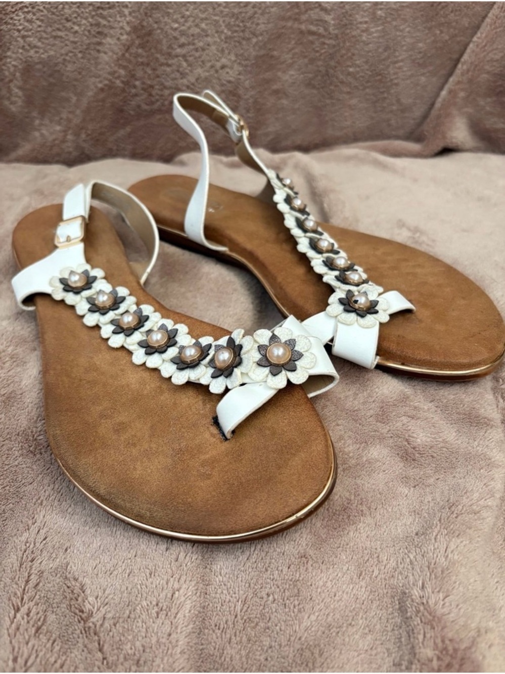 Patrizia Sandals Setrella Size 40EU/9US Wide